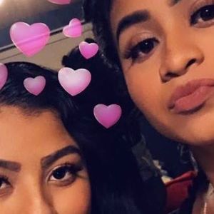 Meet your Posher, Ana